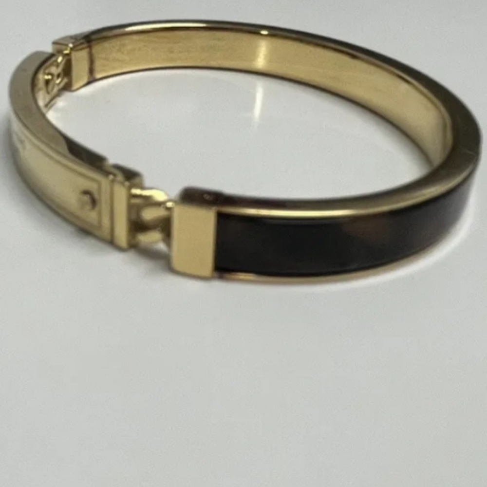 Stunningly pretty Michael Kors bracelets. - Picture 7 of 15